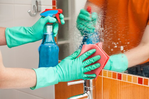 Local office cleaning service for TW1 workplaces and commercial properties