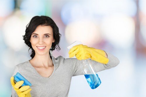 Local end of tenancy cleaning service preparing a property in TW1