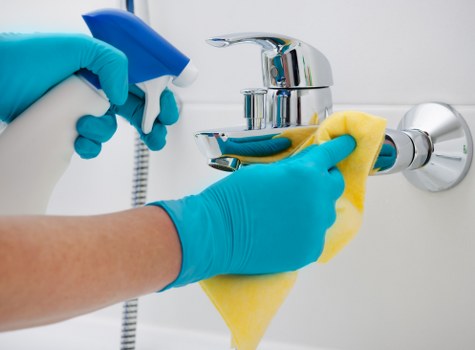 End of tenancy kitchen cleaning in TW1 with detailed surface care